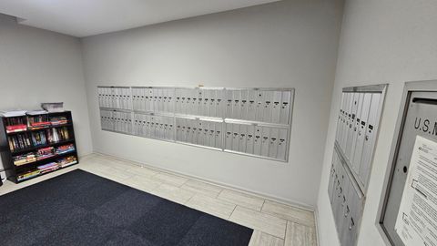 Tiny photo for 1321 S Finley Road #105, Lombard, IL 60148 (MLS # 12523198)