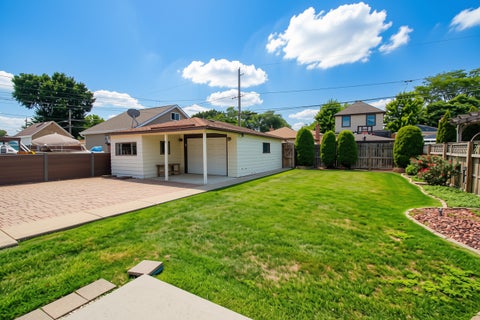 Tiny photo for 10756 S Albany Avenue, Chicago, IL 60655 (MLS # 12727765)