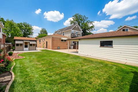 Tiny photo for 10756 S Albany Avenue, Chicago, IL 60655 (MLS # 12727765)