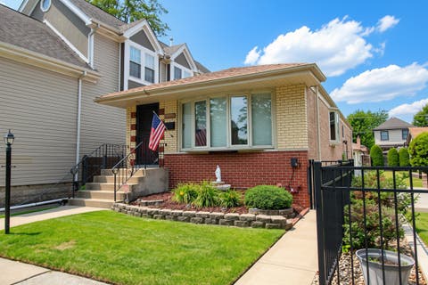 Tiny photo for 10756 S Albany Avenue, Chicago, IL 60655 (MLS # 12727765)