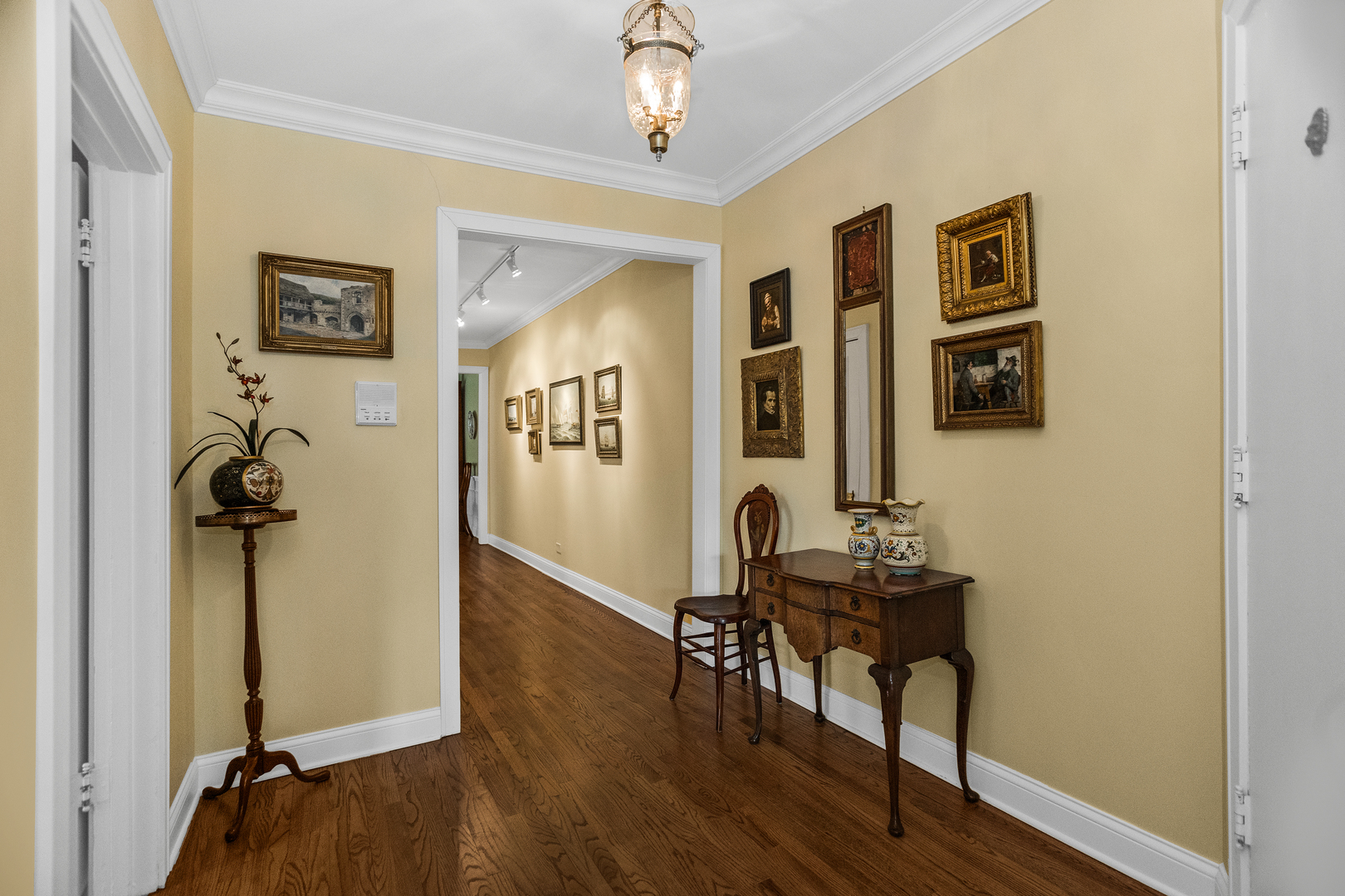 2322 W Farwell Avenue 3W