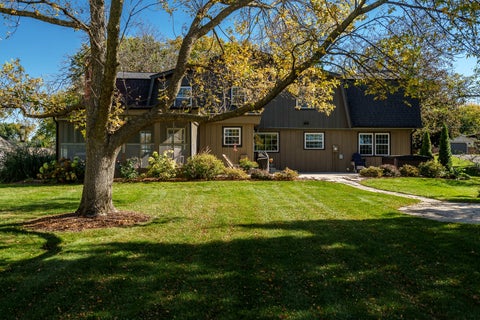 Tiny photo for 1158 ROXBURY Road, Rockford, IL 61107 (MLS # 12779449)