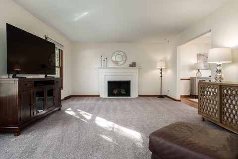 Tiny photo for 1158 ROXBURY Road, Rockford, IL 61107 (MLS # 12779449)
