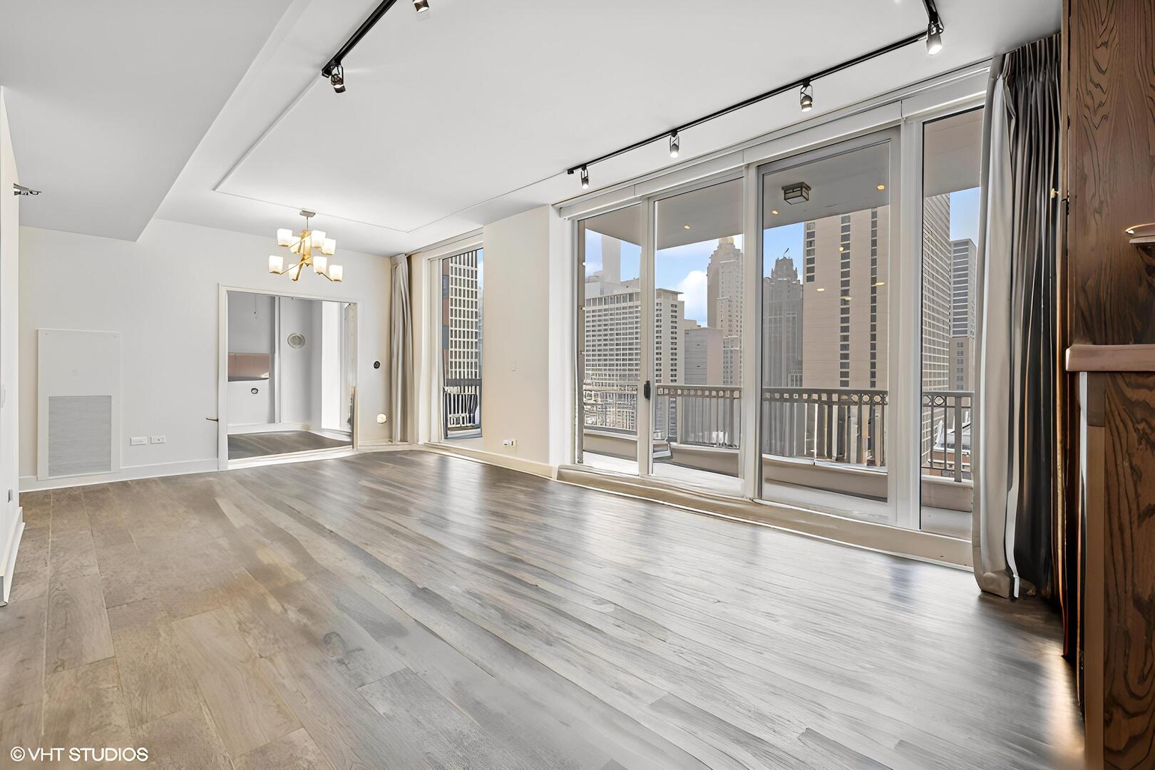 55 E Erie Street 1804