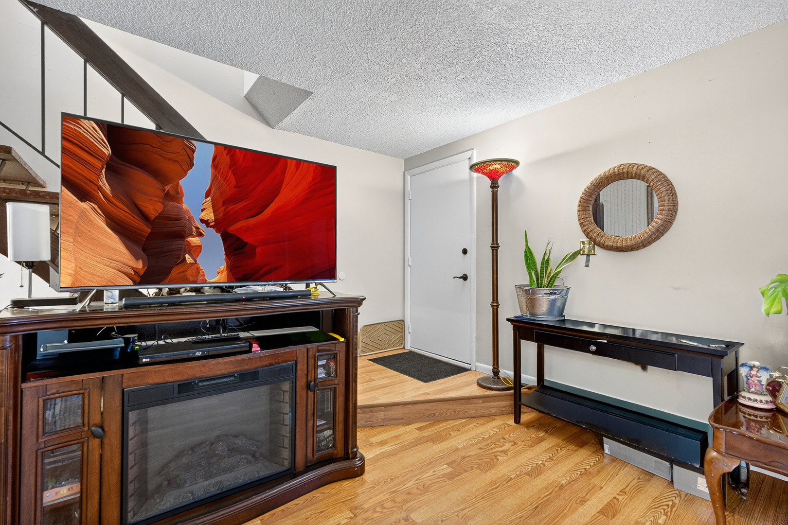 5525 Pebblebeach Drive