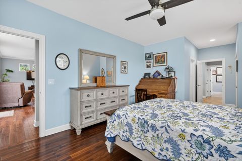 Tiny photo for 777 W Fairway Drive, Addison, IL 60101 (MLS # 12631102)