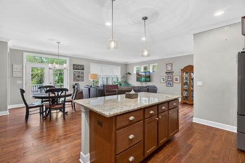 Tiny photo for 777 W Fairway Drive, Addison, IL 60101 (MLS # 12631102)