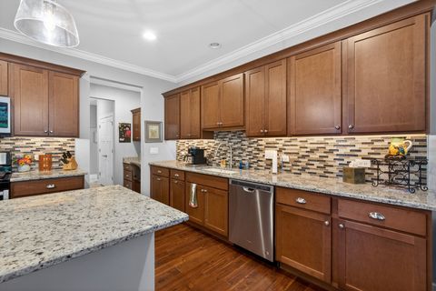 Tiny photo for 777 W Fairway Drive, Addison, IL 60101 (MLS # 12631102)