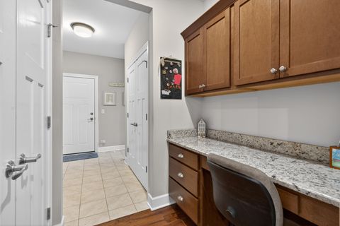 Tiny photo for 777 W Fairway Drive, Addison, IL 60101 (MLS # 12631102)