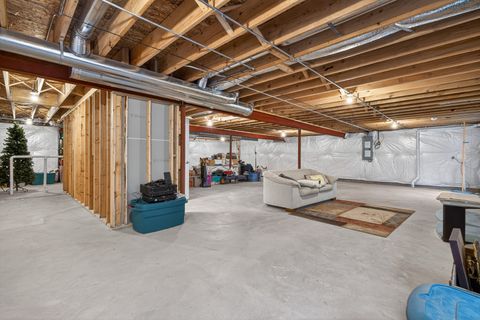 Tiny photo for 777 W Fairway Drive, Addison, IL 60101 (MLS # 12631102)