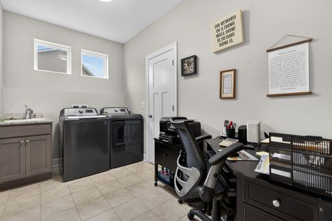 Tiny photo for 777 W Fairway Drive, Addison, IL 60101 (MLS # 12631102)
