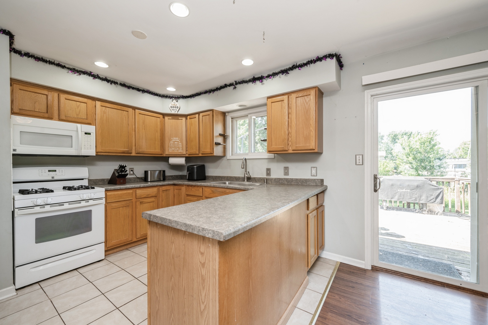 4910 Willow Lane