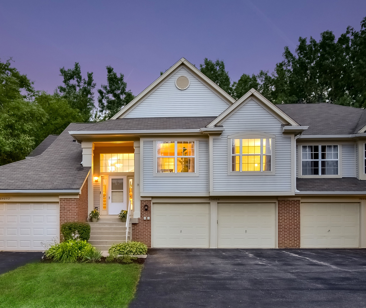 30W050 Willow Lane 30W050
