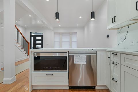 Tiny photo for 6845 S Saint Lawrence Avenue, Chicago, IL 60637 (MLS # 12525088)