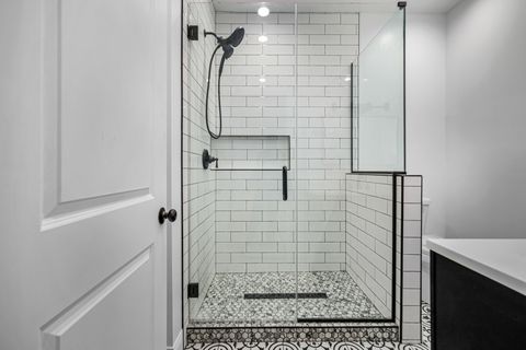 Tiny photo for 6845 S Saint Lawrence Avenue, Chicago, IL 60637 (MLS # 12525088)