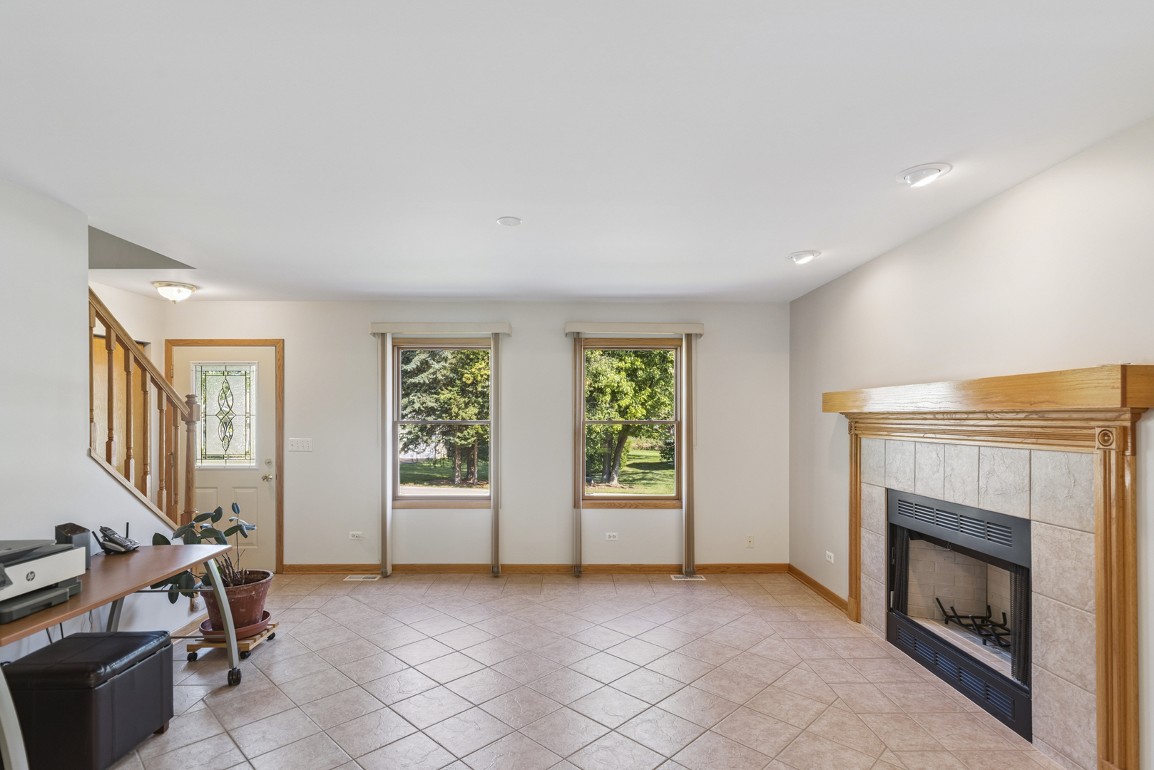 25455 W Greenview Avenue W