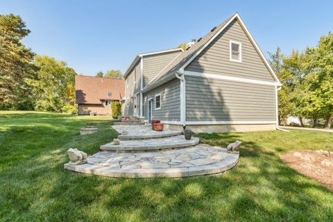 Tiny photo for 25455 W Greenview Avenue W, Antioch, IL 60002 (MLS # 12500101)