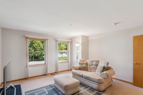 Tiny photo for 25455 W Greenview Avenue W, Antioch, IL 60002 (MLS # 12500101)