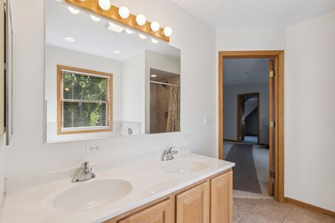 Tiny photo for 25455 W Greenview Avenue W, Antioch, IL 60002 (MLS # 12500101)