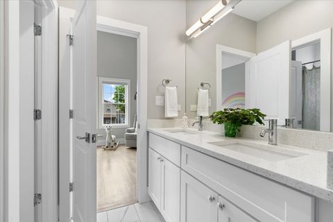 Tiny photo for 3510 W Melrose Street, Chicago, IL 60618 (MLS # 12639459)