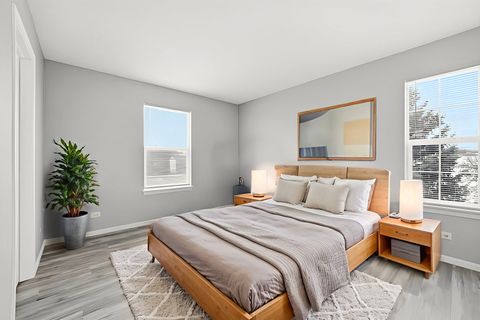 Tiny photo for 1462 Legacy Drive #315-4, DeKalb, IL 60115 (MLS # 12537881)