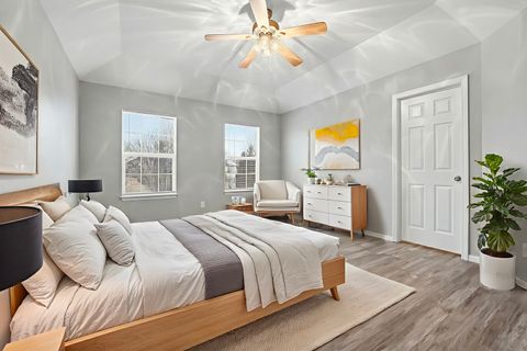 Tiny photo for 1462 Legacy Drive #315-4, DeKalb, IL 60115 (MLS # 12537881)