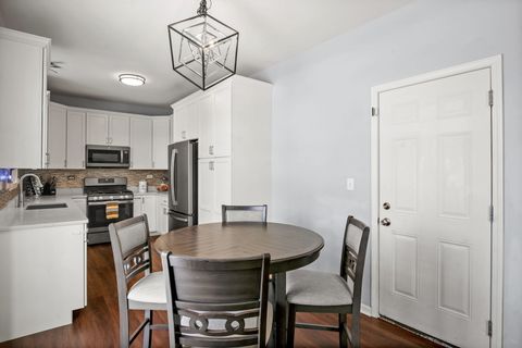 Tiny photo for 218 Middleton Court, Elgin, IL 60124 (MLS # 12553759)