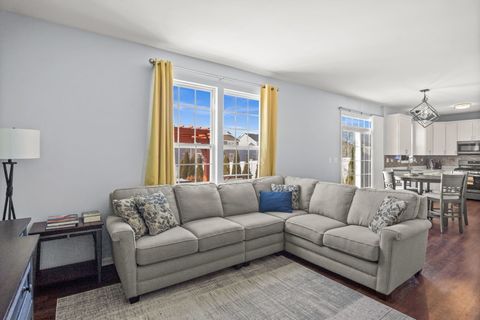 Tiny photo for 218 Middleton Court, Elgin, IL 60124 (MLS # 12553759)