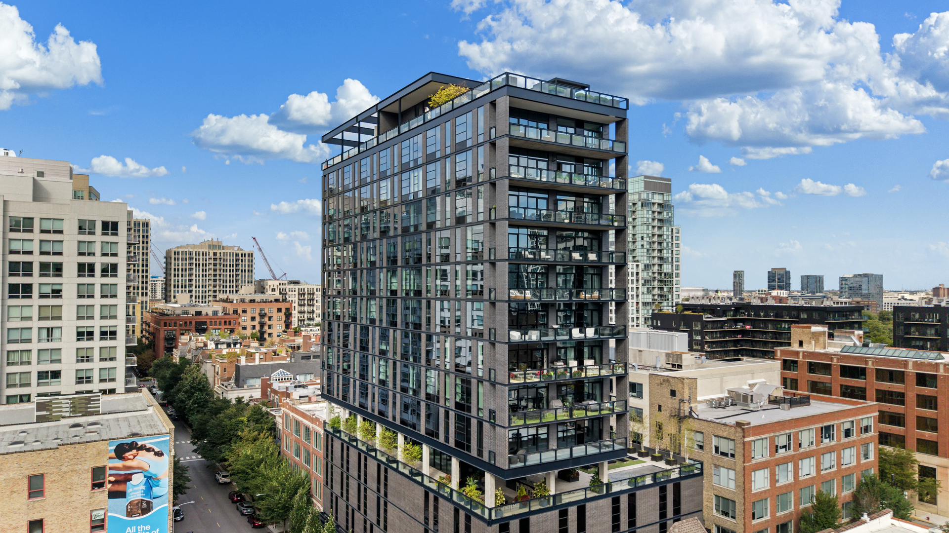 400 W Huron Street 1001