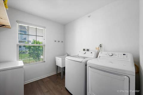 Tiny photo for 466 Comstock Road, South Elgin, IL 60177 (MLS # 12691926)