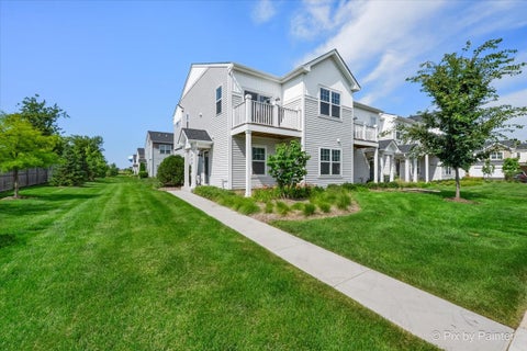 Tiny photo for 466 Comstock Road, South Elgin, IL 60177 (MLS # 12691926)