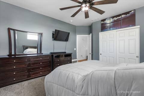Tiny photo for 466 Comstock Road, South Elgin, IL 60177 (MLS # 12691926)