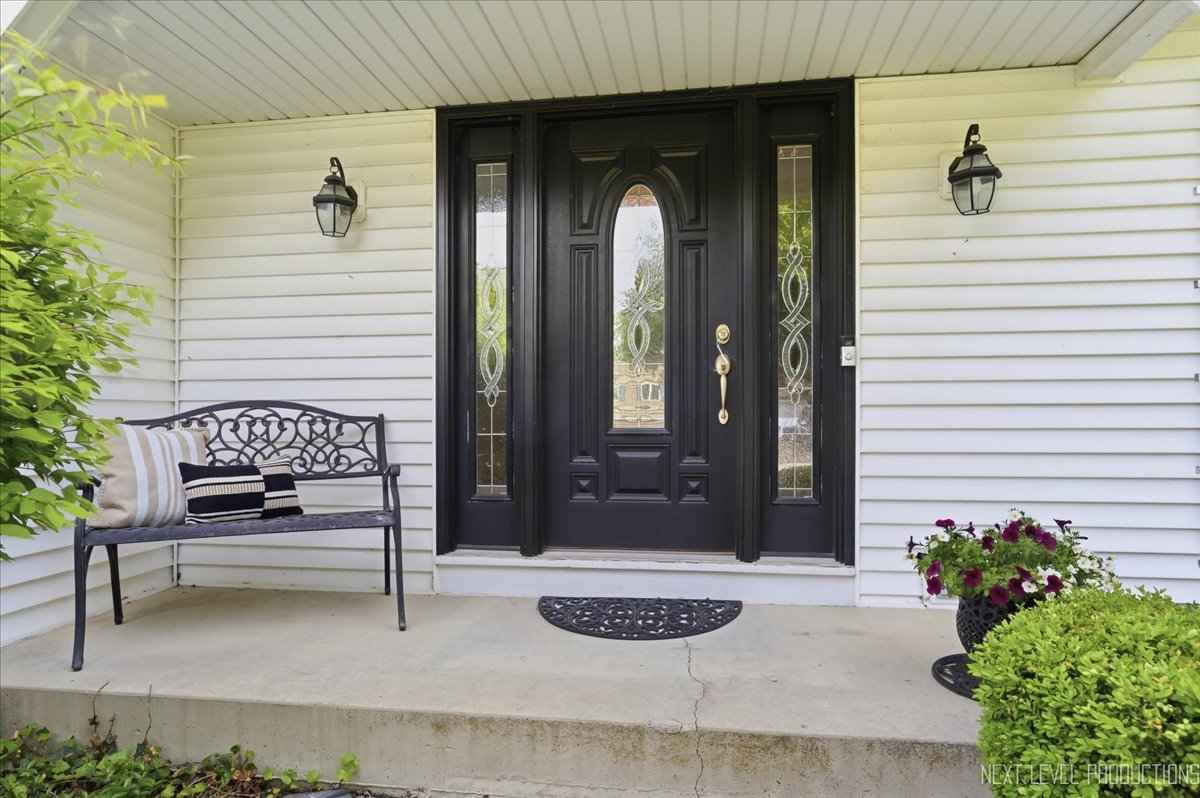 221 Wakefield Lane