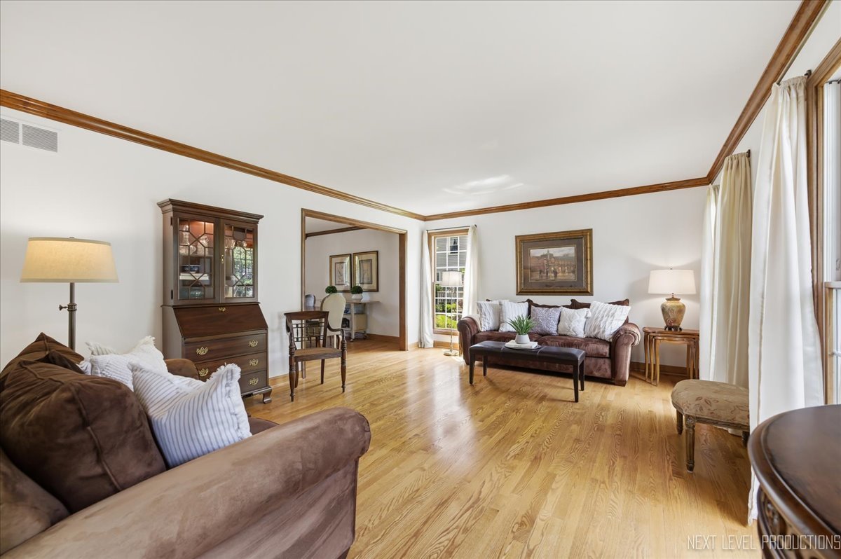 221 Wakefield Lane
