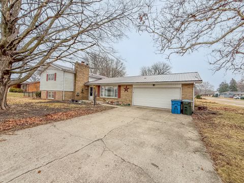 Photo of 802 E 19th Street, Sterling, IL 61081 (MLS # 12589087)