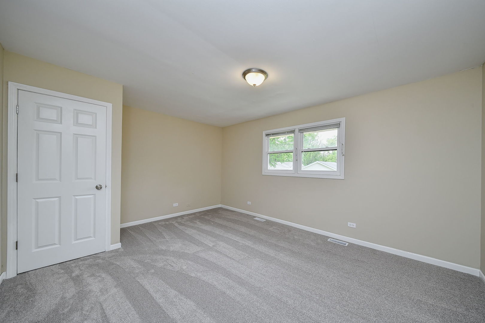 34W755 S James Drive