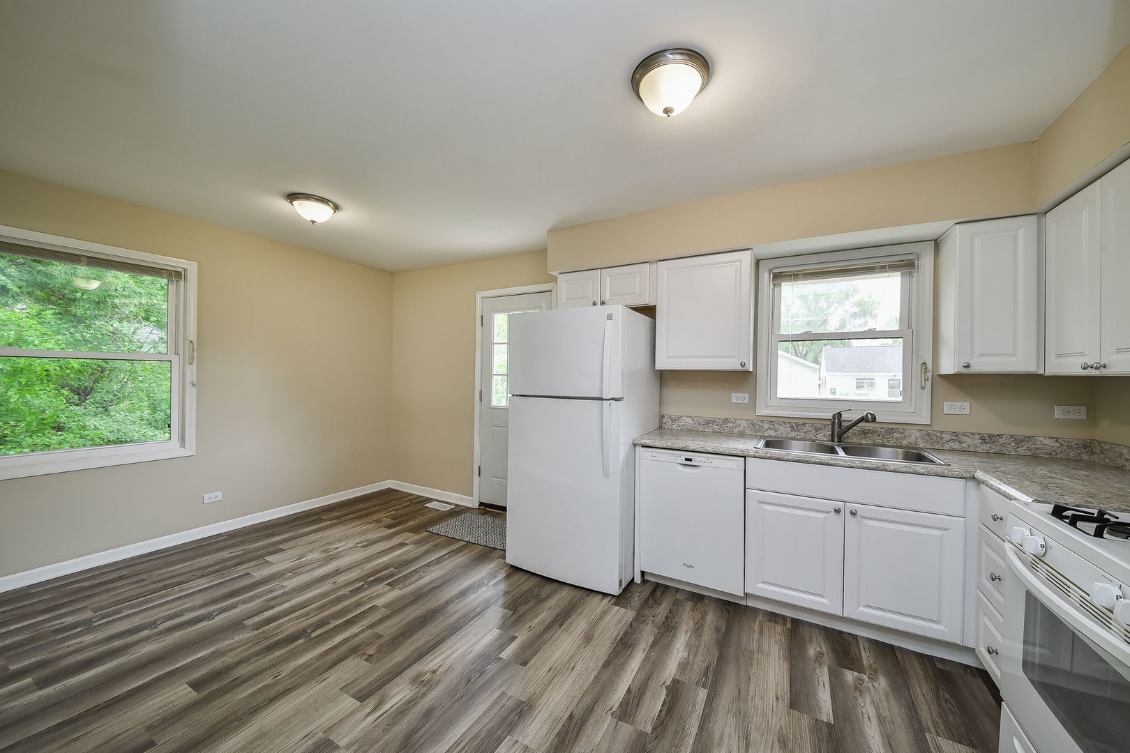 34W755 S James Drive