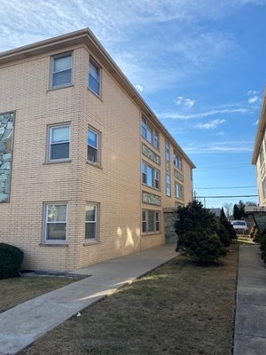 7021 W BELMONT AVE APT 2N, CHICAGO, IL 60634 - Image 6a17f9a09733549a0e4ef6f6cd2dc40c/576989541