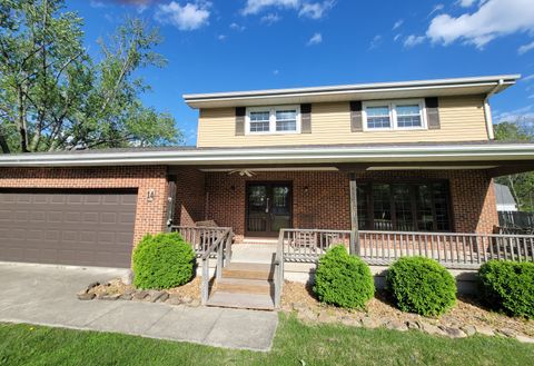 Tiny photo for 14 Lakedale Drive, Salem, IL 62881 (MLS # 12623933)
