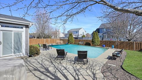 Tiny photo for 420 Raintree Drive, Oswego, IL 60543 (MLS # 12584168)