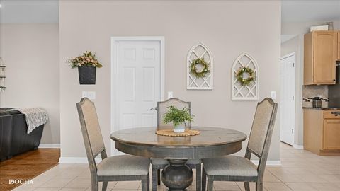 Tiny photo for 420 Raintree Drive, Oswego, IL 60543 (MLS # 12584168)