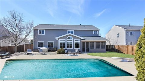 Tiny photo for 420 Raintree Drive, Oswego, IL 60543 (MLS # 12584168)