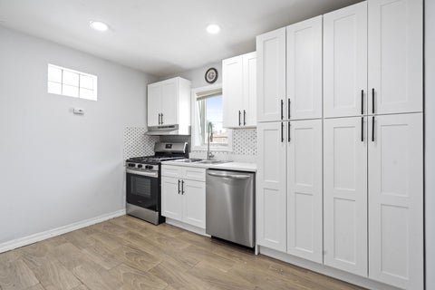 Tiny photo for 5701 S Mobile Avenue, Chicago, IL 60638 (MLS # 12691960)