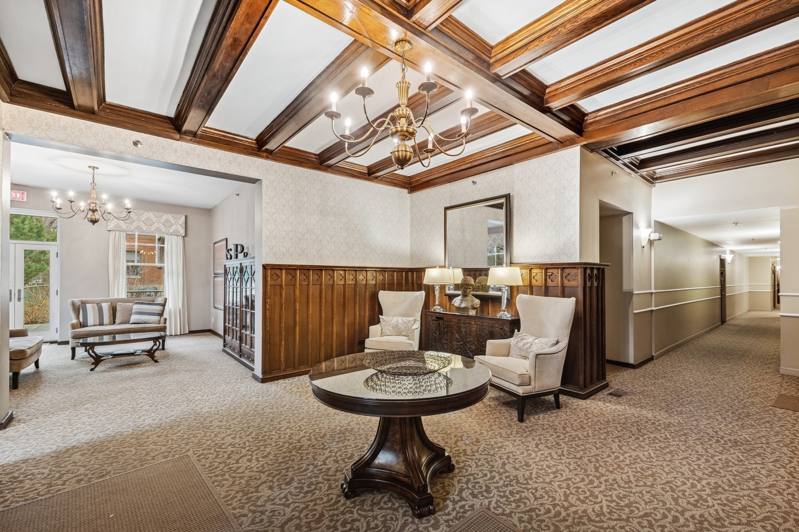 156 N Oak Park Avenue 2H