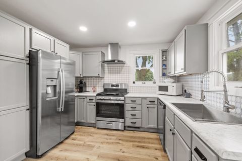 Tiny photo for 816 S Jefferson Avenue, Dixon, IL 61021 (MLS # 12584844)