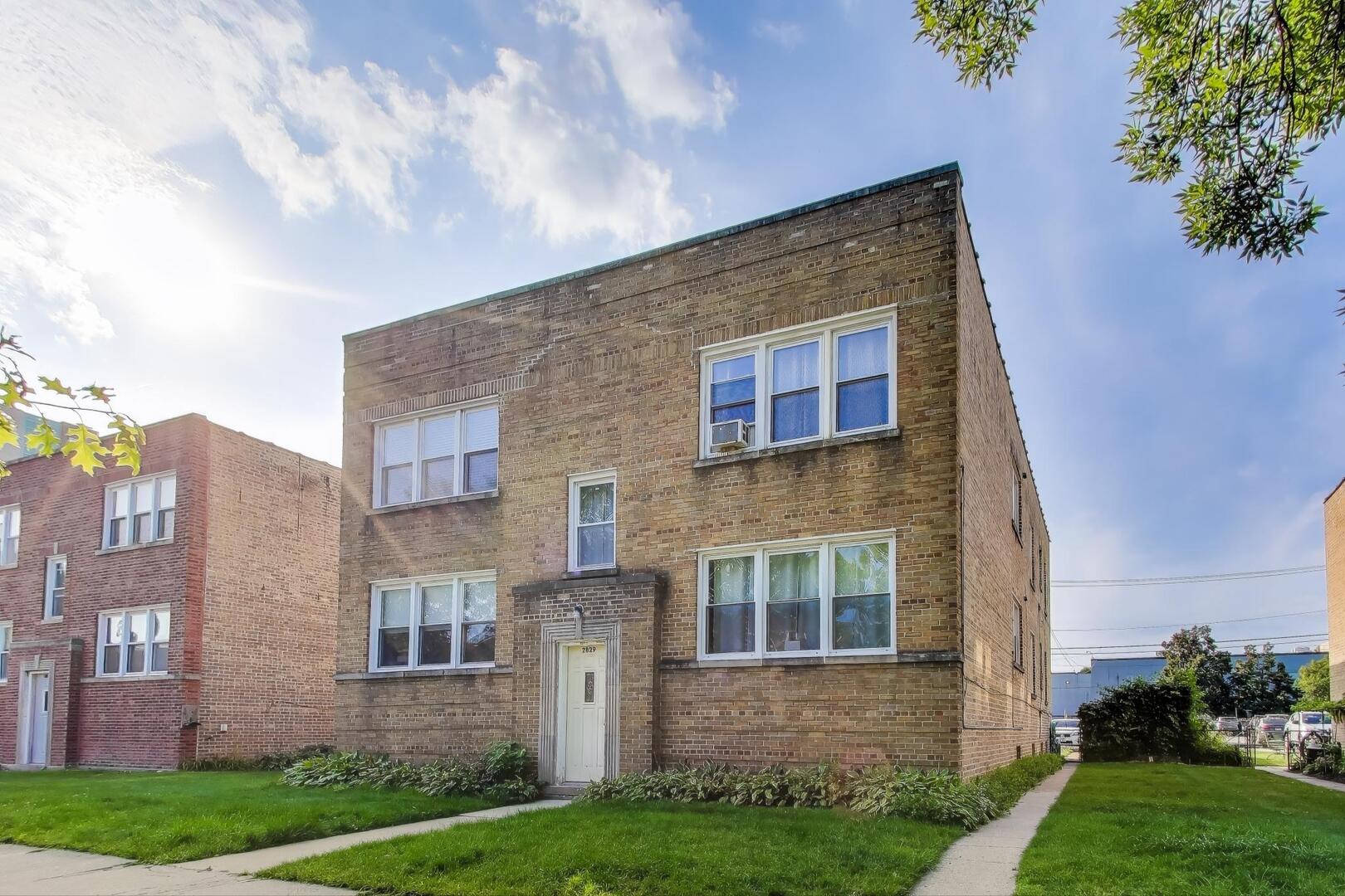 2829 W Farragut Avenue 2E