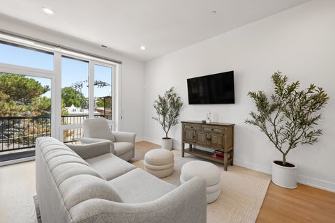Tiny photo for 4939 N Damen Avenue #304, Chicago, IL 60625 (MLS # 12736910)