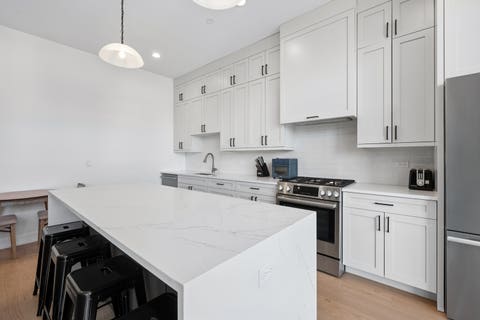 Tiny photo for 4939 N Damen Avenue #304, Chicago, IL 60625 (MLS # 12736910)
