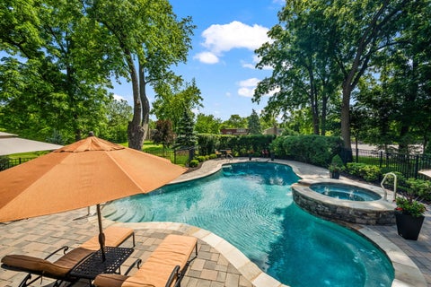 Tiny photo for 2733 N ELM Lane, Arlington Heights, IL 60004 (MLS # 12690885)