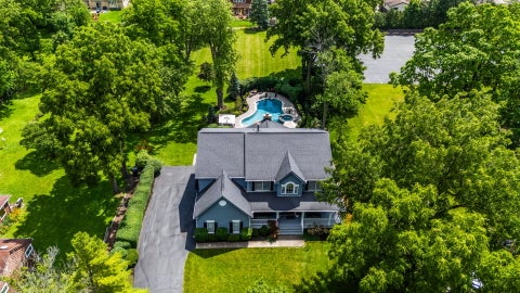 Tiny photo for 2733 N ELM Lane, Arlington Heights, IL 60004 (MLS # 12690885)